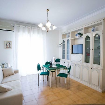 Апартаменты A Casa Di Rossella Катания Экстерьер фото