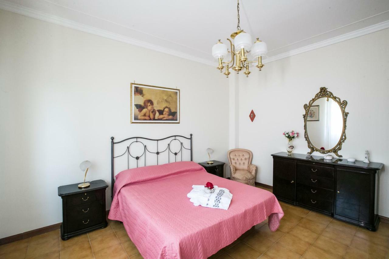 Апартаменты A Casa Di Rossella Катания Экстерьер фото